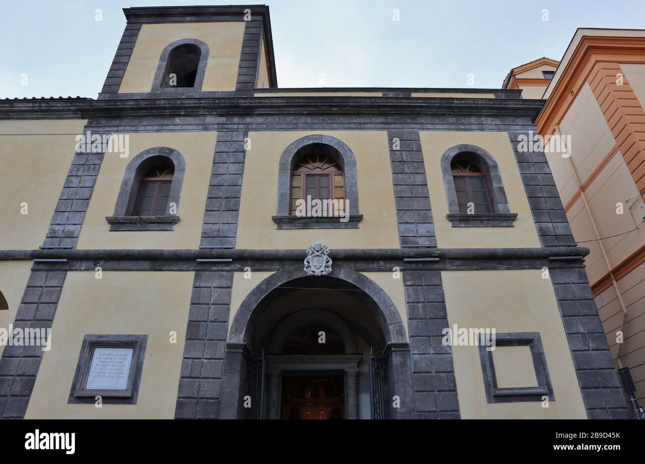 Sorrento - facciata della Basilica di Sant'Antonino Stockfoto