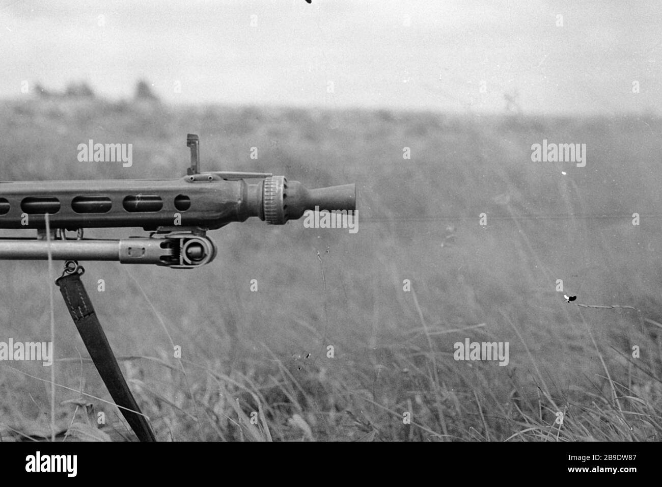 德国MG3机枪第一视角射击，身临其境_哔哩哔哩_bilibili