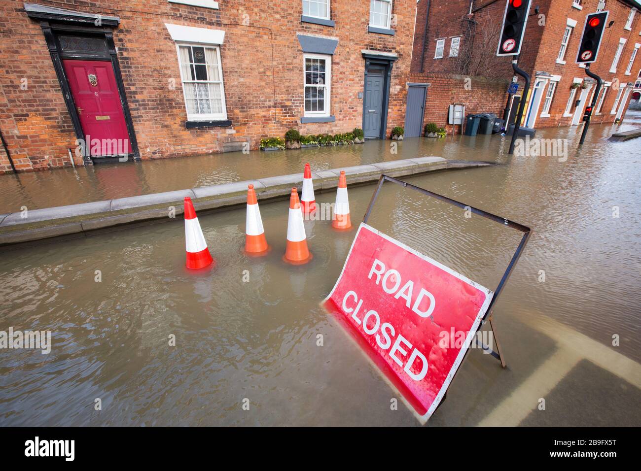 Shrewsbury überschwemmte den Fluss Severn, nachdem der feuchteste Februar, der jemals in Großbritannien verzeichnet wurde, Februar 2020. Stockfoto