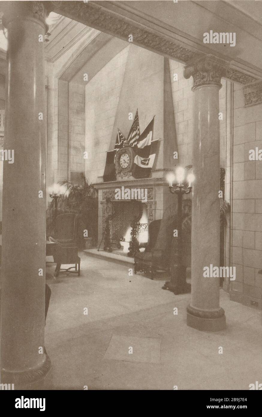 St. Paul Athletic Club, St. Paul, Minneapolis. Mantel in der Lobby. A. H. STEM, Architekt (1919) Stockfoto