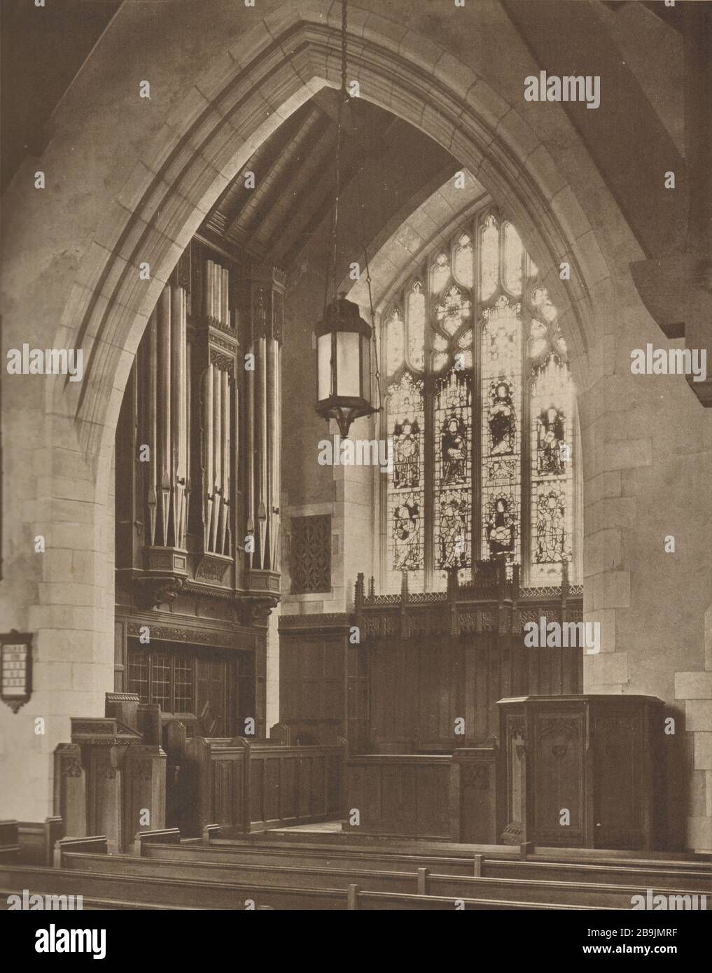 Der Chor, die Hugenot Memorial Church, Pelham Manor, New York. Francis A. Nelson, Architekt (1919) Stockfoto