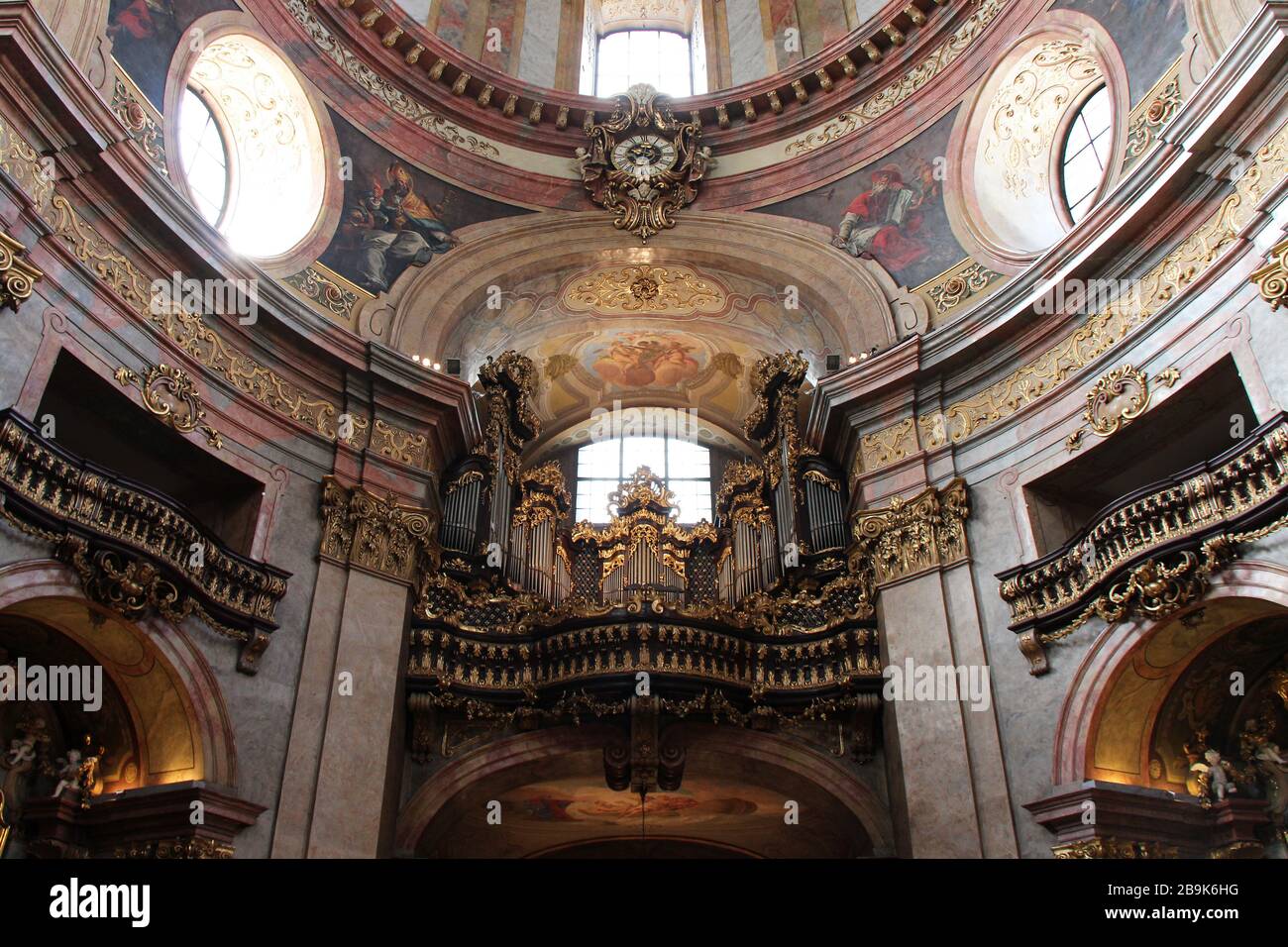 Barocke Kirche (Peterskirche) in Wien (Österreich) Stockfoto