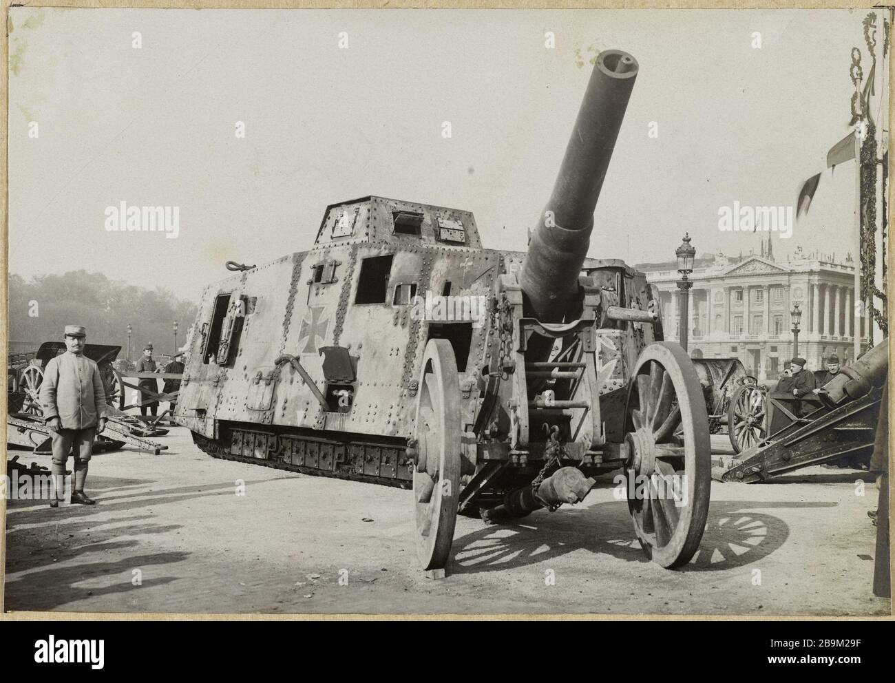 Tag Der Befreiung, 20. Oktober 1918. Befreiungstag, Place de la Concorde, 8. Oktober 1918 Guerre 1914-1918. Fête de la Libération, Place de la Concorde. Paris (VIIIème arr.), le 20 octobre 1918. Photographie de Godefroy Ménanteau. Paris, musée Carnavalet. Stockfoto