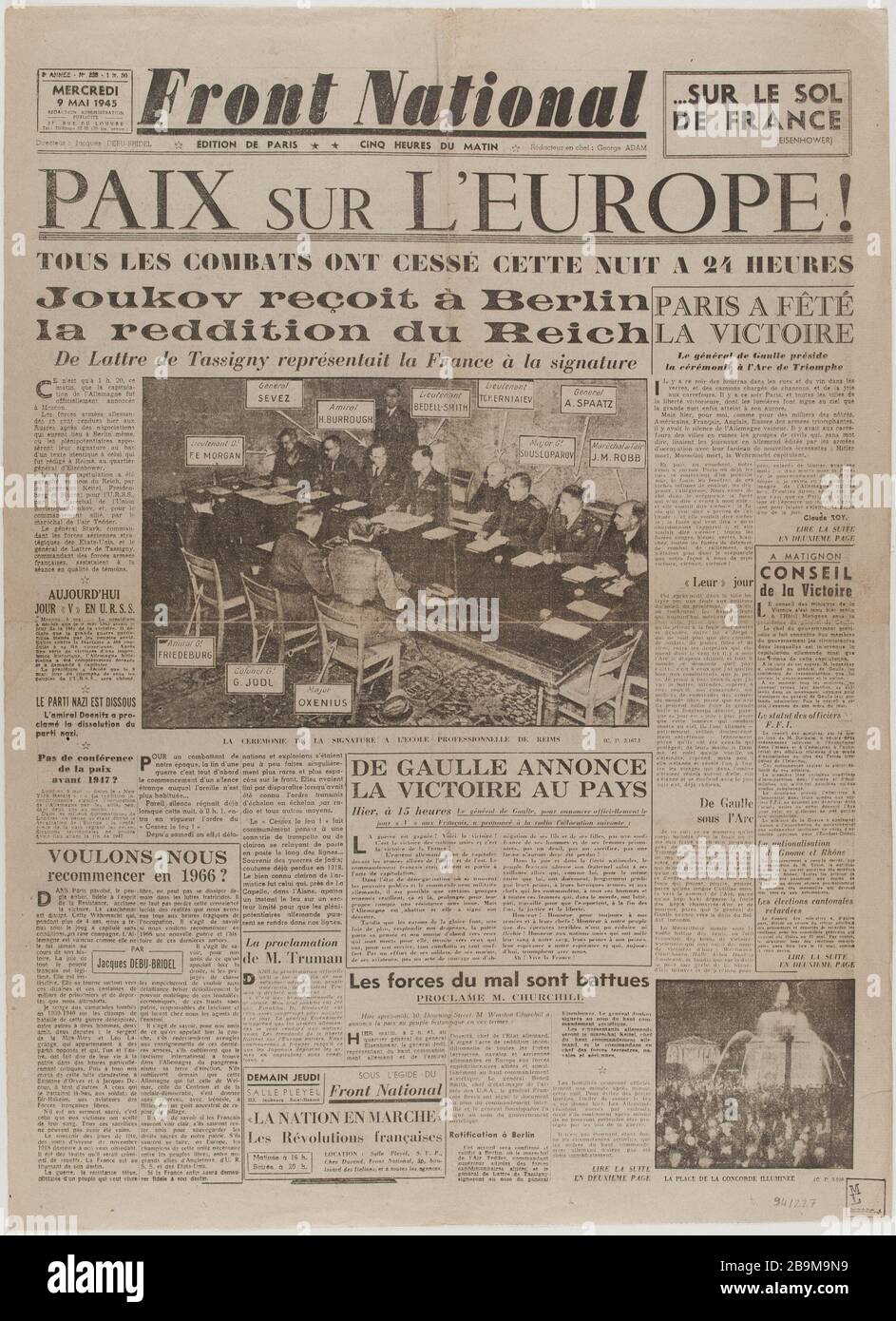 Journal 'National Front' bis 9. Mai 1945 Journal 'Front National' du 9 Mai 1945. Papierimprimé, 1945. Musée du Général Leclerc de Hauteclocque et de la Libération de Paris, musée Jean Moulin. Stockfoto