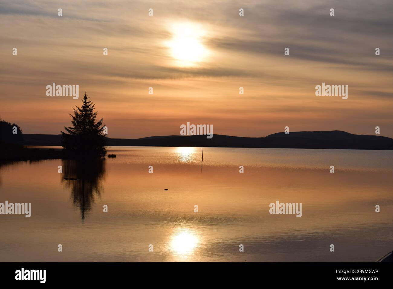 Schottischer Sonnenuntergang über Perthshire Stockfoto