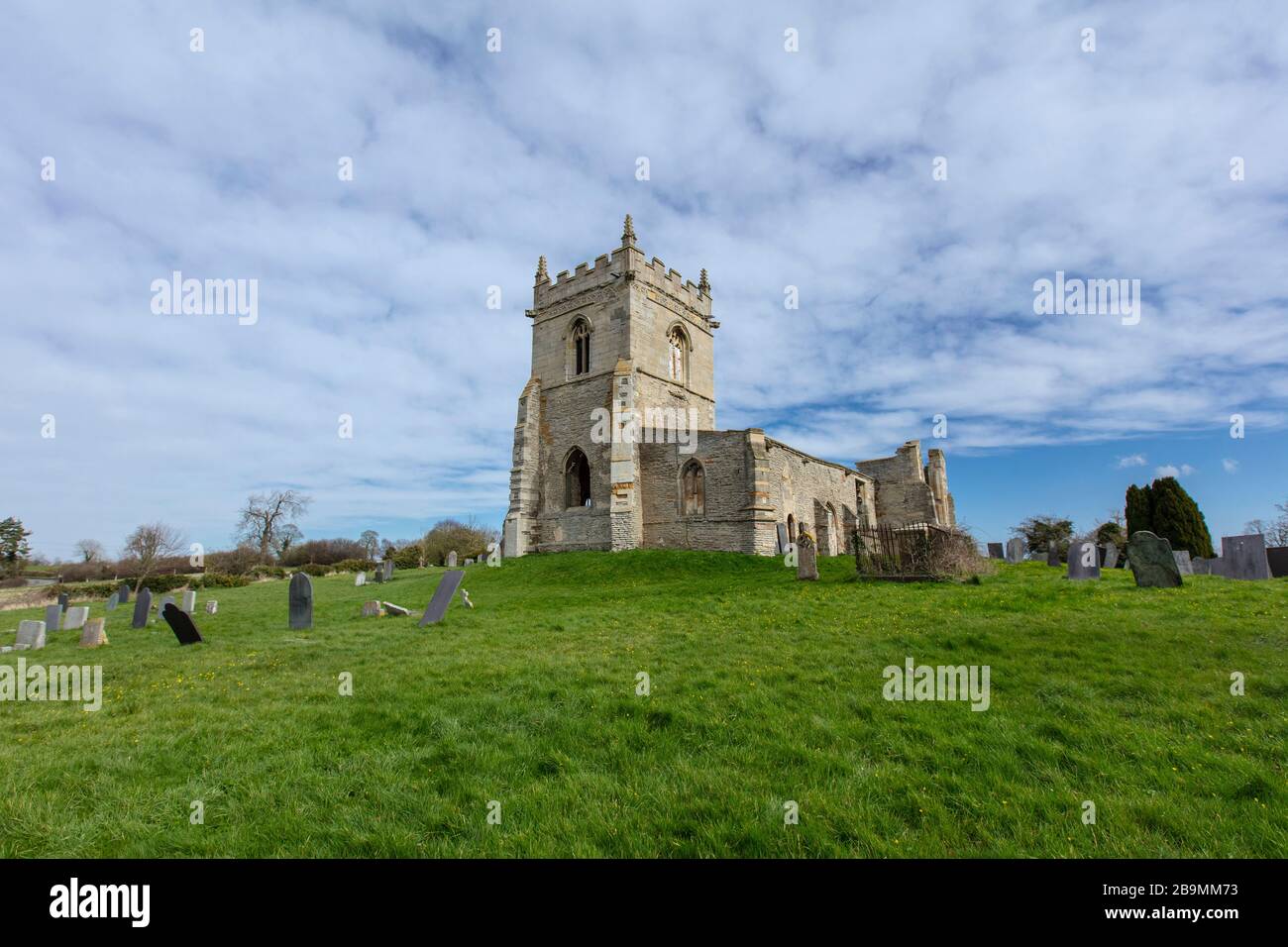 Colston Basset, Nottinghamshire, Großbritannien, 21. März 2020, die Ruine der St Marys Church Stockfoto