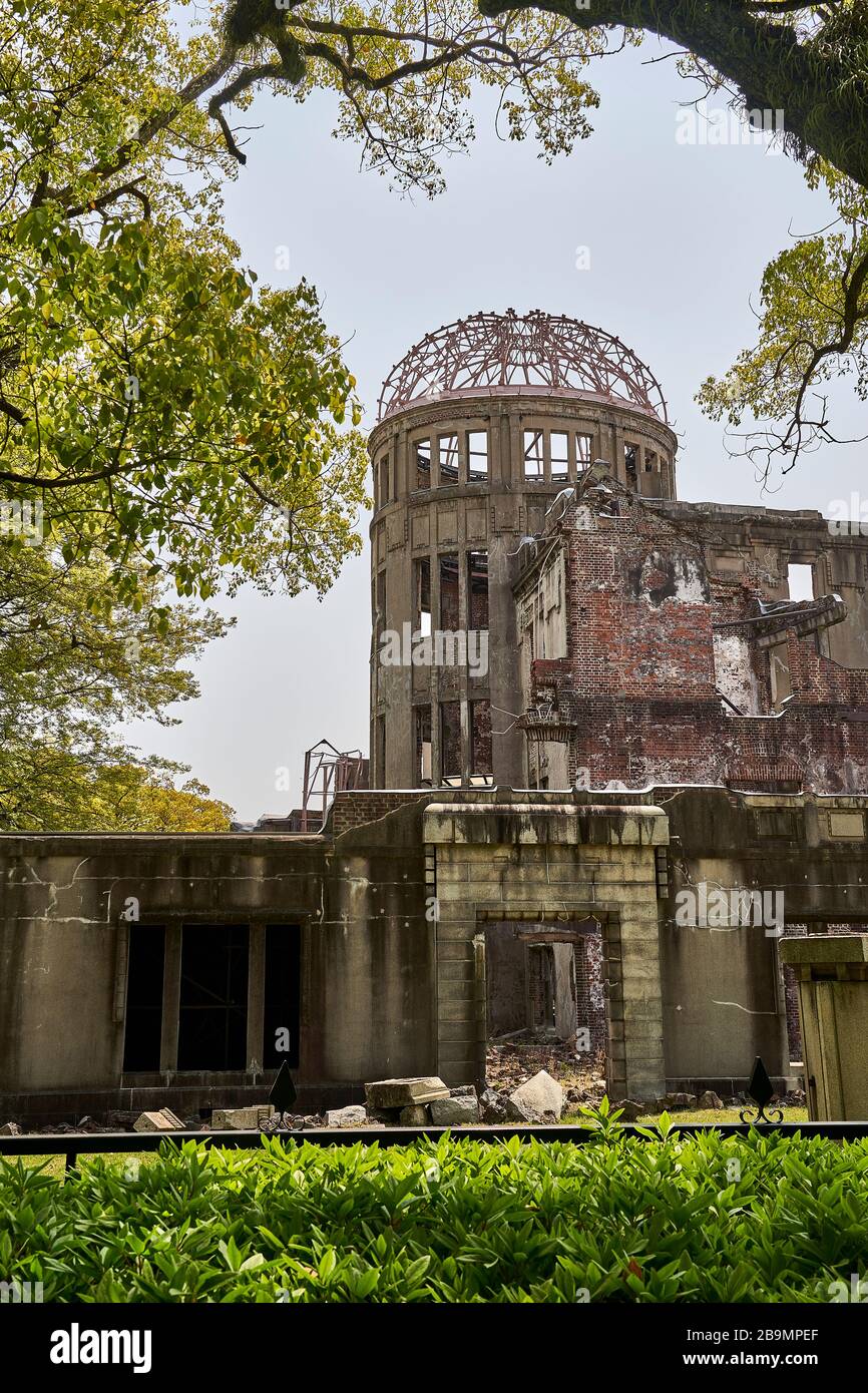 Reste einer Verbildung in der A-Bomben-Gedenkstätte in Hiroshima, Japan. Stockfoto