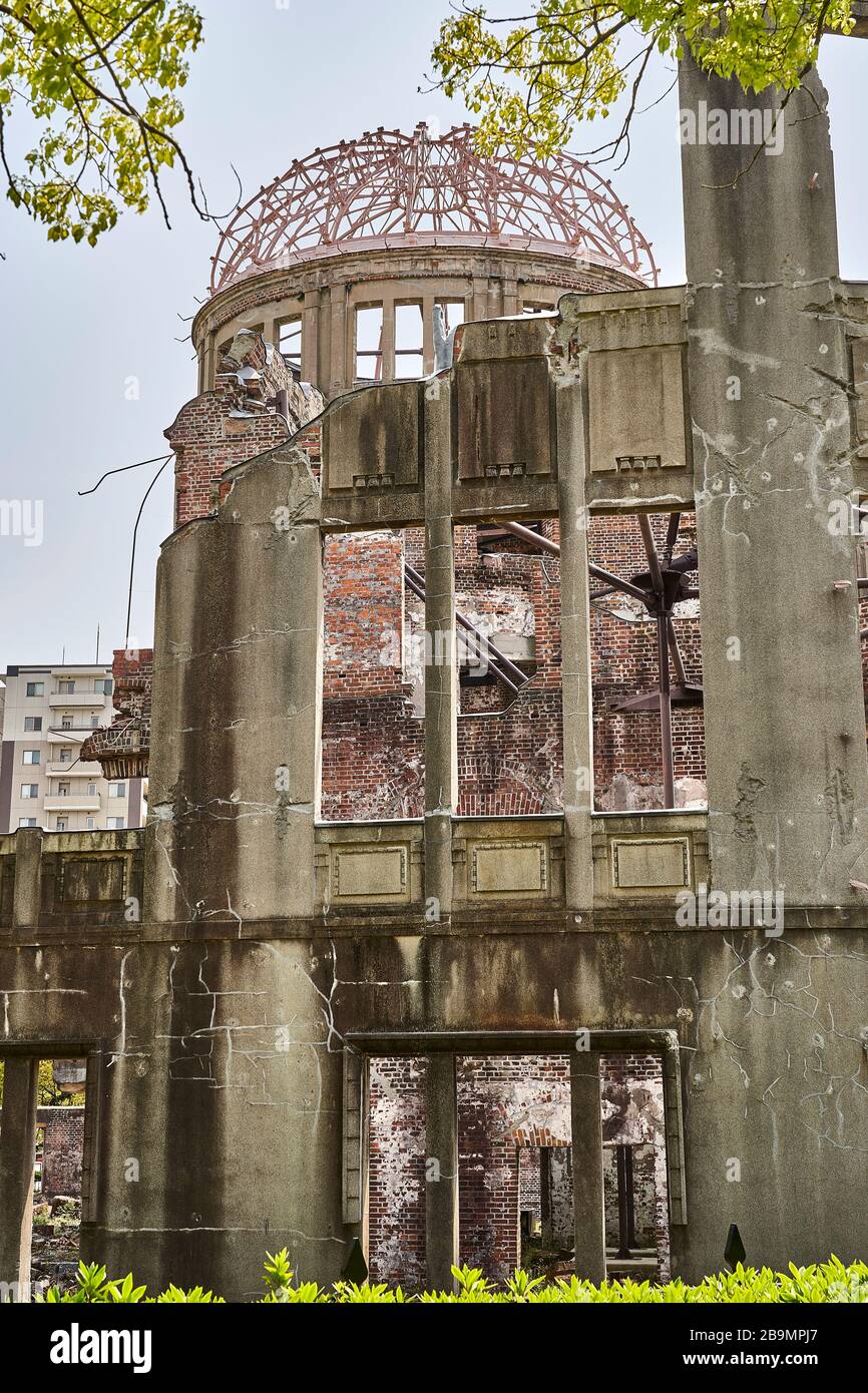 Reste einer Verbildung in der A-Bomben-Gedenkstätte in Hiroshima, Japan. Stockfoto