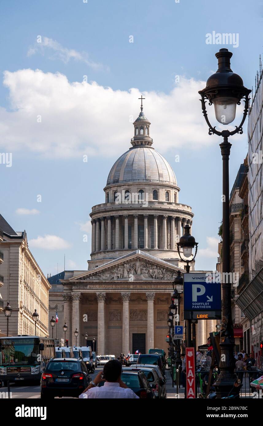 Verkehrscop in Paris Frankreich Stockfoto