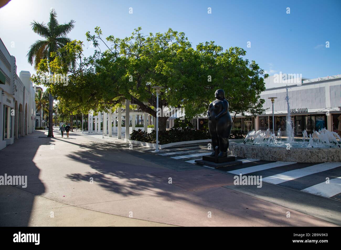 Miami Beach, Vereinigte Staaten - 2020/03/23: Praktisch leere Lincoln Road während der Quarantäne wegen Coronavirus Outbrake Stockfoto