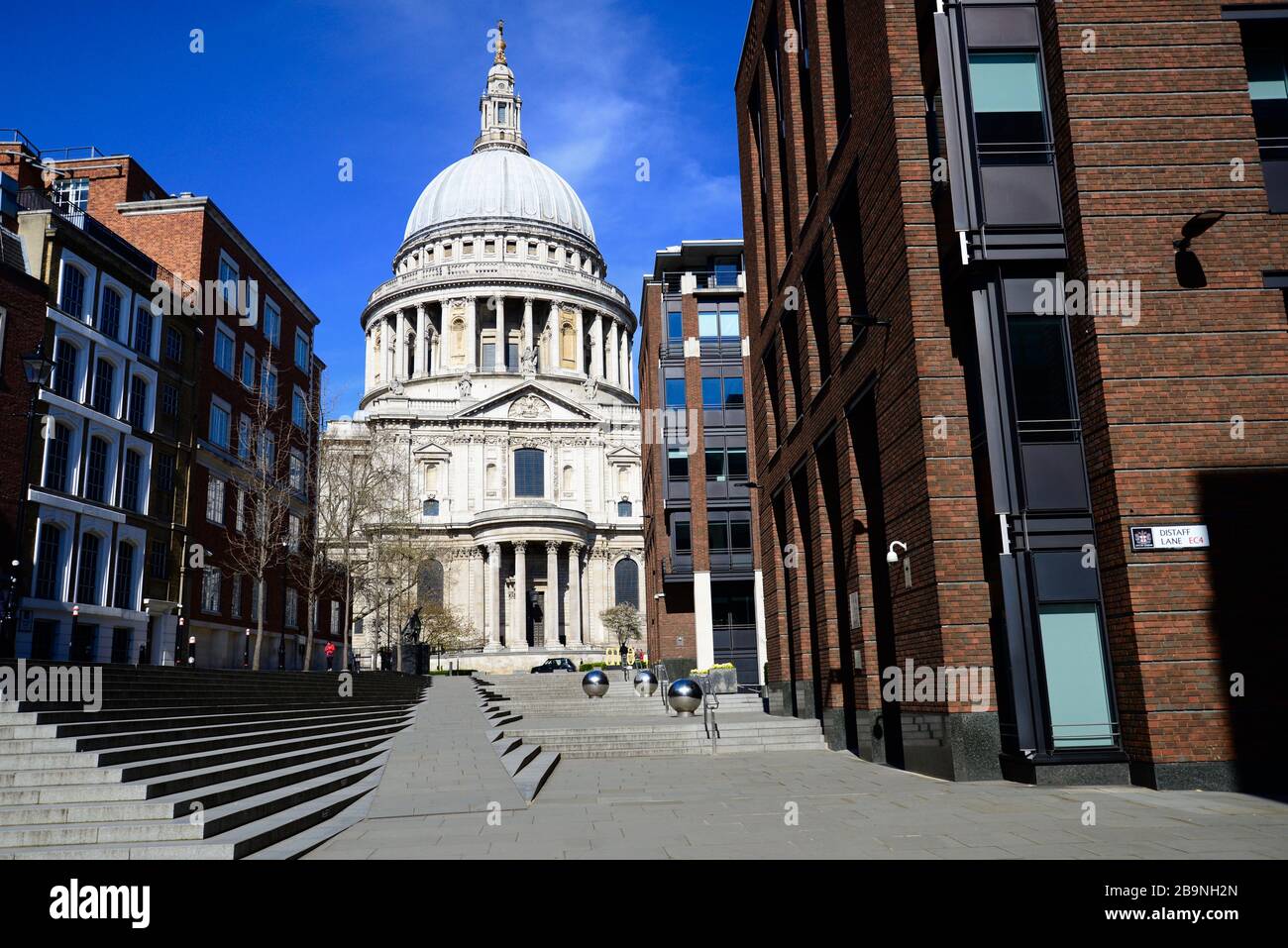 Die St Paul's Cathedral, London, einen Tag vor der Sperrung aufgrund der Coronavirus Pandemie 2020 Stockfoto Die St Paul's Cathedral, London, einen Tag vor der Sperrung aufgrund der Coronavirus Pandemie 2020 Stockfoto