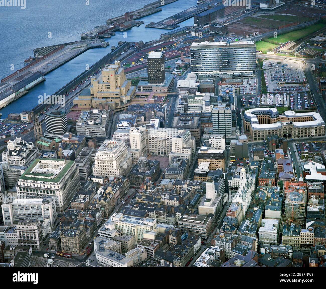 Liverpool City Center im April 1991, aus der Luft, Merseyside, North West England, Großbritannien Stockfoto