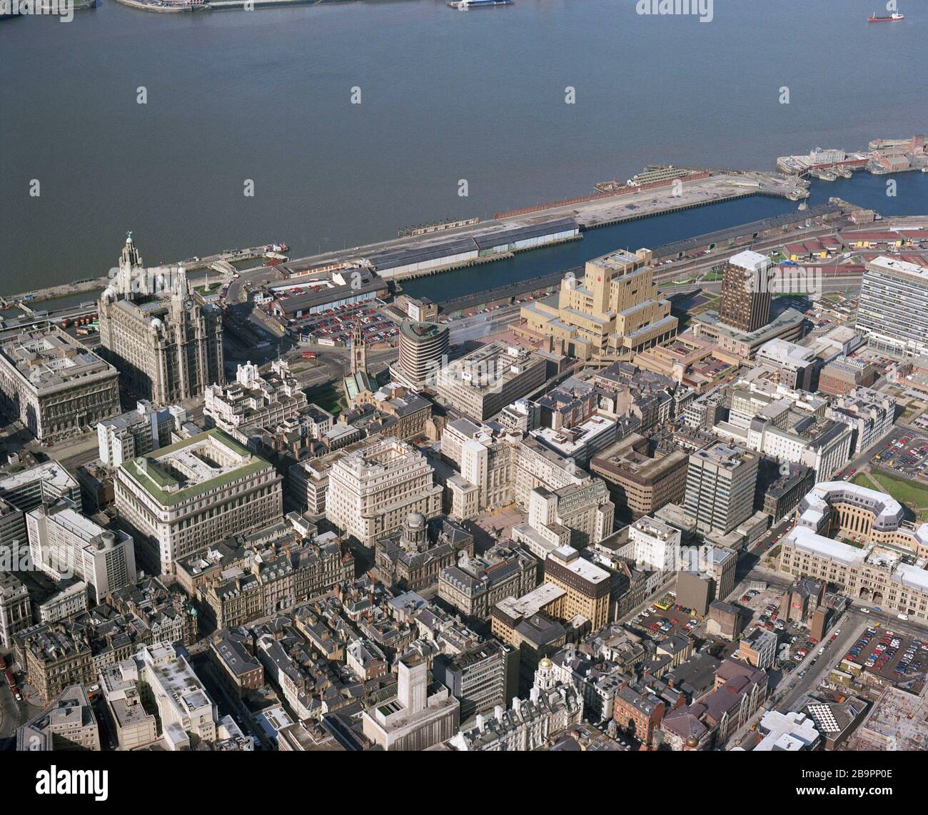 Liverpool City Center im April 1991, aus der Luft, Merseyside, North West England, Großbritannien Stockfoto