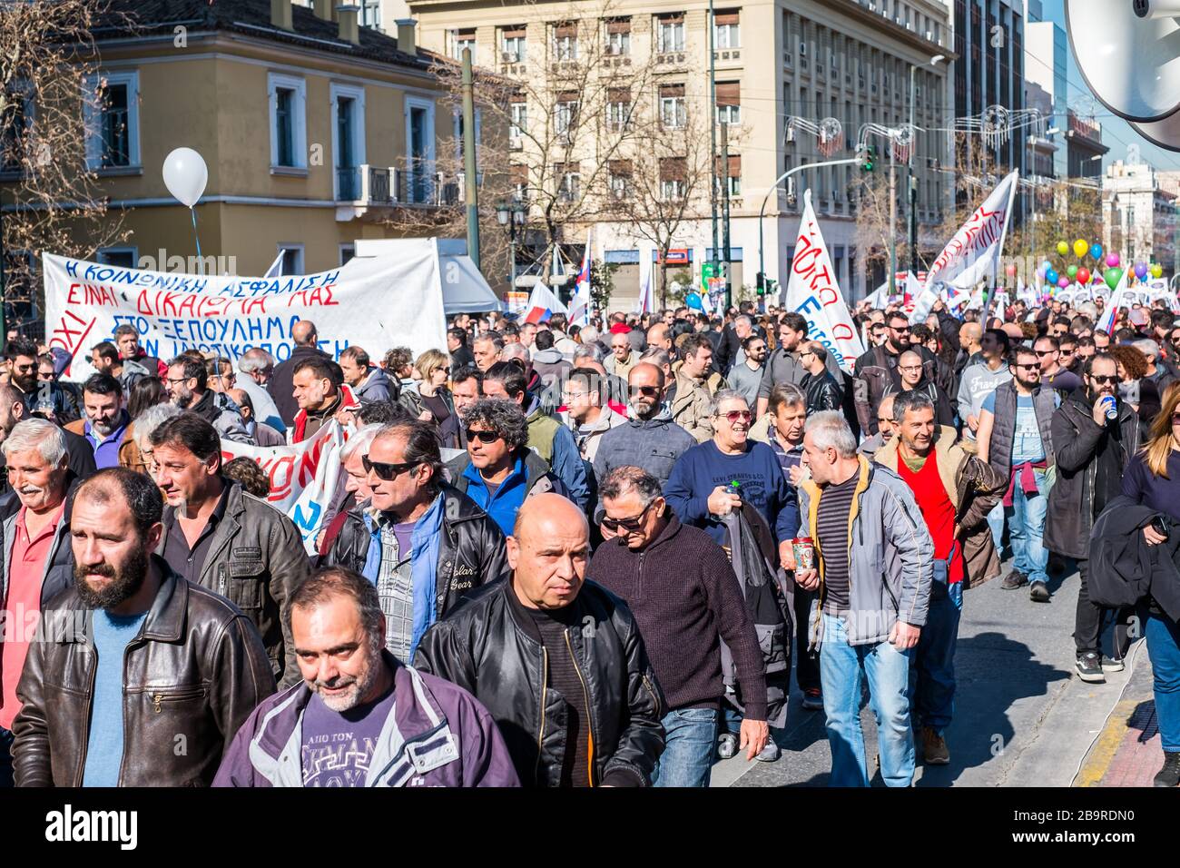 Athen, Griechenland - 18. Februar 2020. Arbeiter des öffentlichen Sektors in der Stadt Athen haben aus Protest gegen die konservativen Regierungsmänner einen neuen Streik durchgeführt Stockfoto