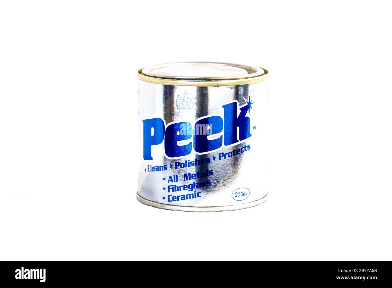 PEEK metallpoliermittel, Peek Zinn, Peek Metallreiniger, metallpoliermittel, Peek, Metallreiniger, weißer Hintergrund, Kopierraum, isoliert, Produkt, Produkte, Artikel, Artikel, Stockfoto