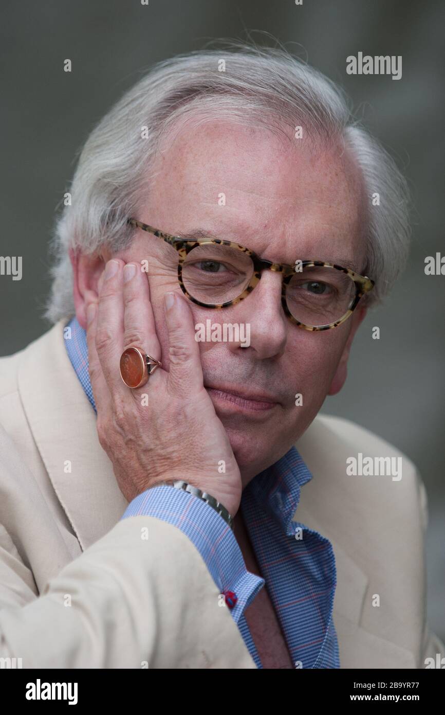 David Starkey, Historiker und Schriftsteller, auf dem Edinburgh International Book Festival, Edinburgh, Schottland, August 2003. Stockfoto