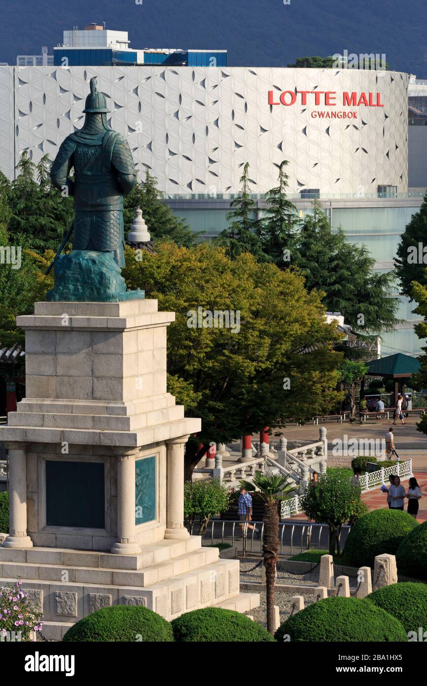 Admiral Yi Sonne-Shin Statue, Yongdusan Park, Busan, Südkorea, Asien Stockfoto