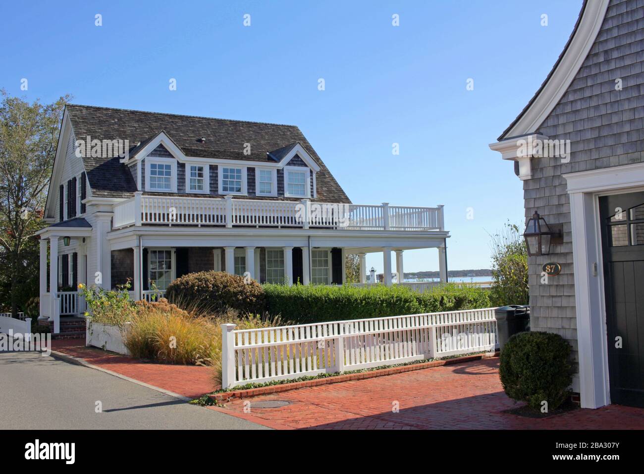 Heimat entlang N Water St, Edgartown, Martha's Vineyard, Massachusetts, USA Stockfoto