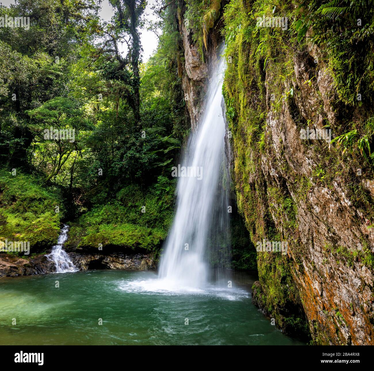 Las Brisas Wasserfall in der Nähe von Cuetzalan, Puebla, Mexiko. Stockfoto