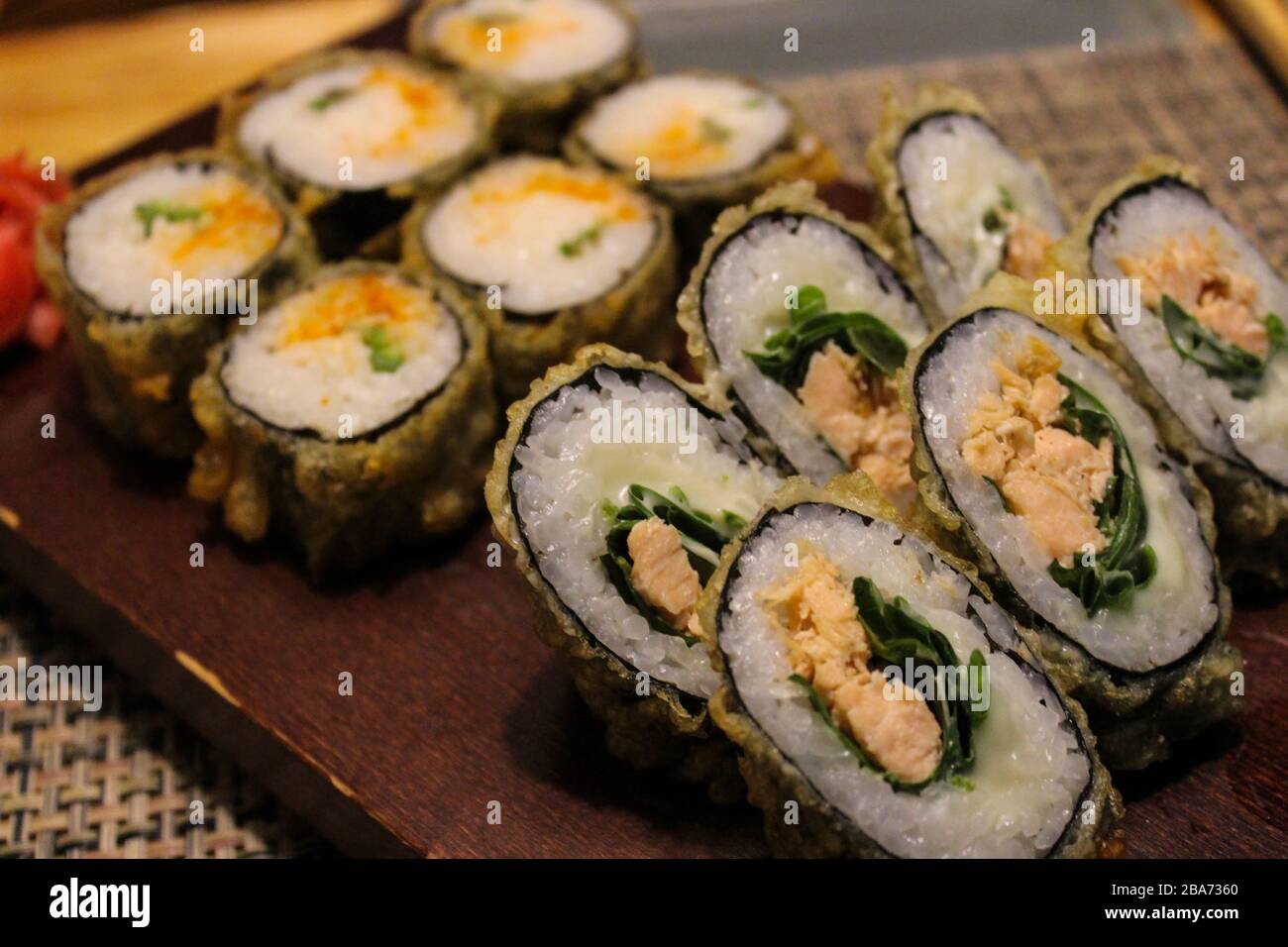 Stillleben mit heißen japanischen Brötchen im Nahaufnahme Stockfoto