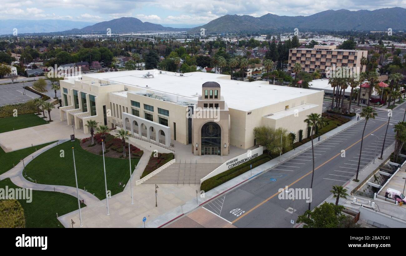 Allgemeine Luftaufnahme des Riverside Convention Center am, Dienstag, 24. März 2020, in Riverside, Kalifornien, USA. (Foto von IOS/Espa-Images) Stockfoto