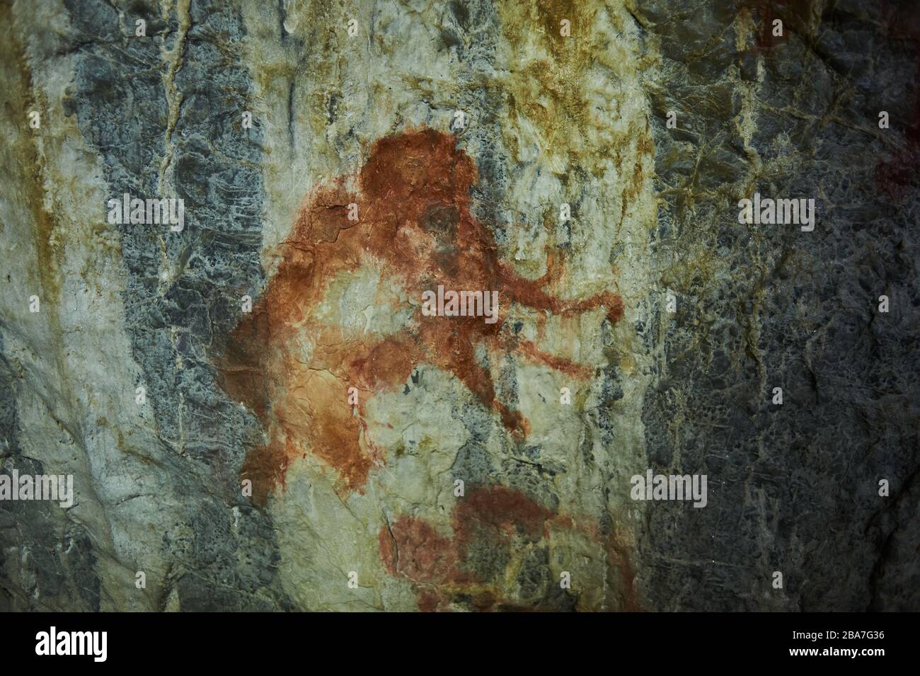 Felsmalereien in einer Steinhöhle eines uralten prähistorischen Neandertalers. Mammut. Steinzeit. Eiszeit. Shulgan Tash Cave Russland Bashkiria Stockfoto