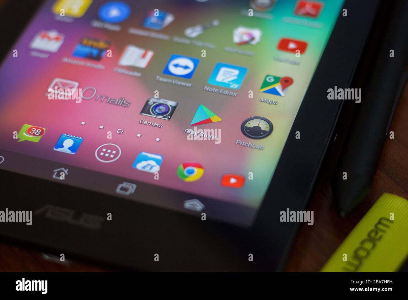 Ryazan, Russland - 21. März 2018 - Google Play Store-Symbol auf einem Display des Tablet-PCs. Stockfoto