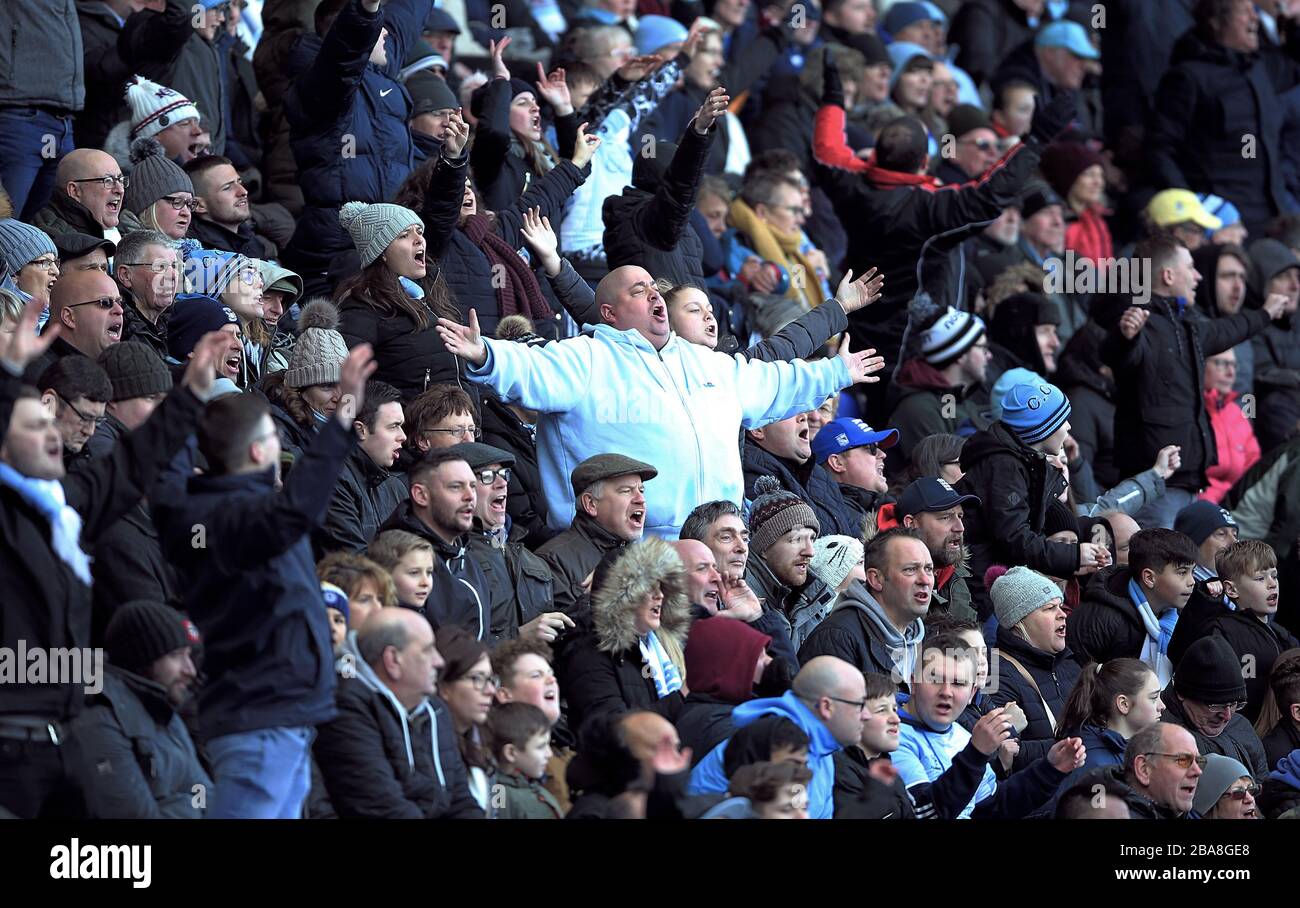 Ein Fan von Coventry City in diesem Hotel steht Stockfoto