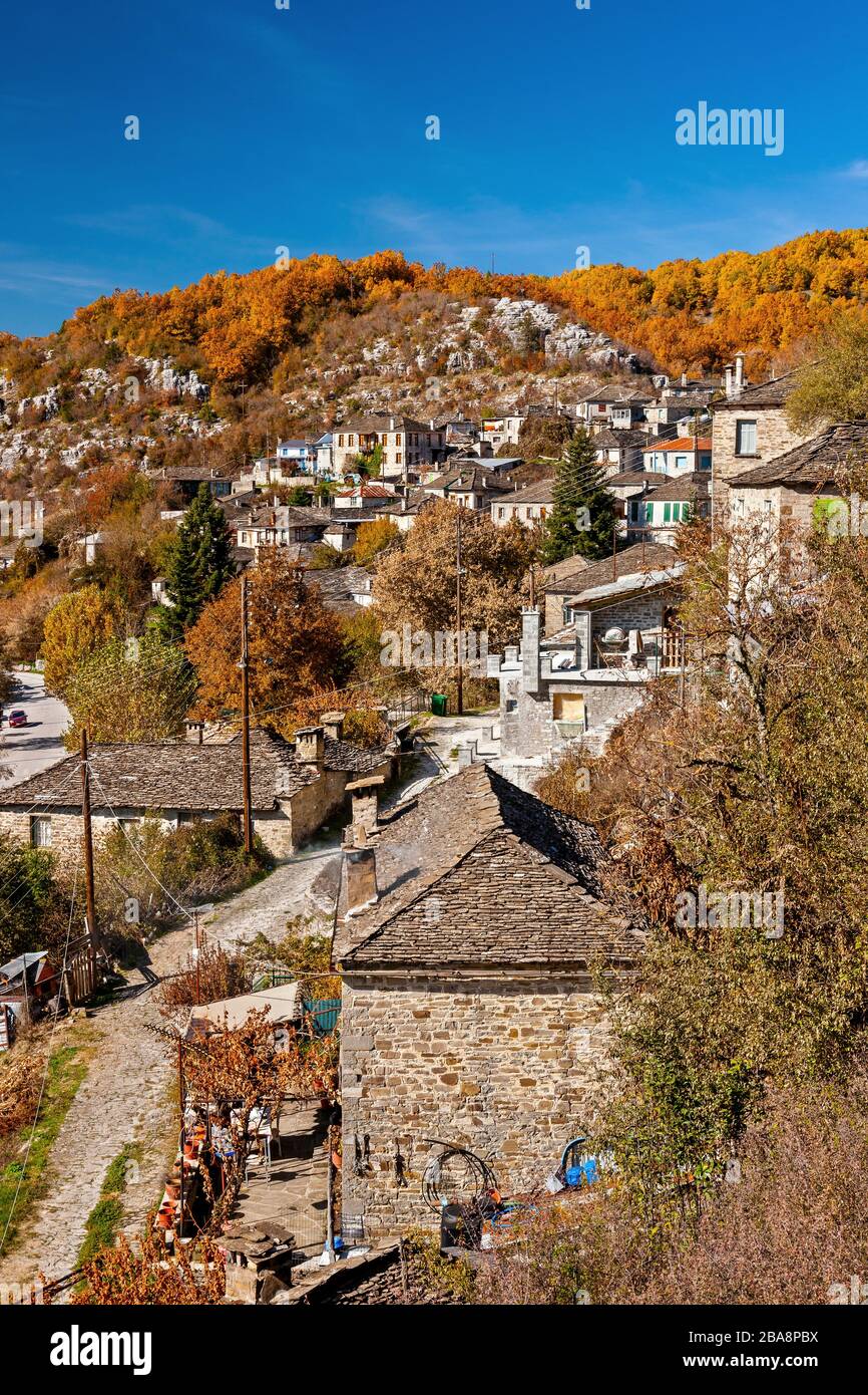 Teilgebiet des Dorfes Kipoi, Region Zagori, Ioannina, Epirus, Griechenland. Stockfoto