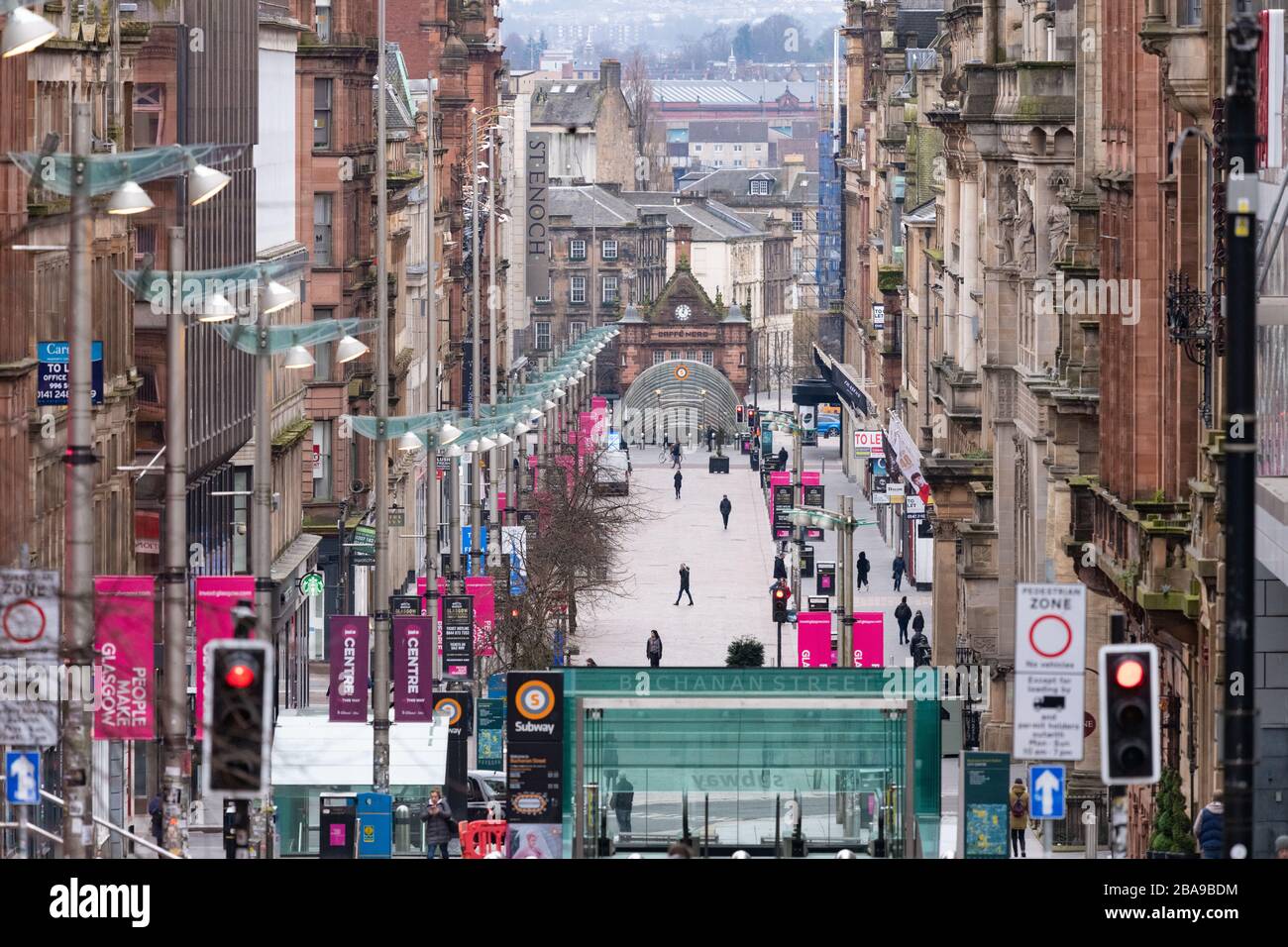 Glasgow, Schottland, Großbritannien. März 2020. Coronavirus Lockdown Glasgow, Schottland: Die Straßen im Stadtzentrum von Glasgow sind während des Coronavirus Lockdown fast verlassen, wobei Menschen soziale Distanzierung üben: Kay Roxby/Alamy Live News Stockfoto