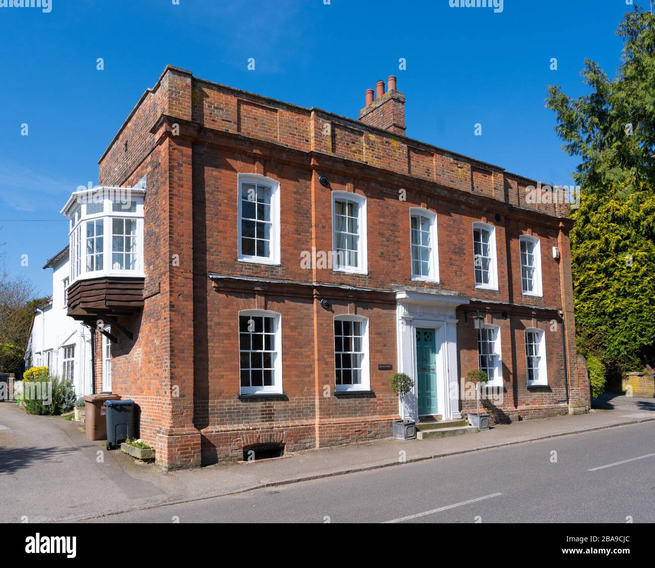 The Red House, EIN denkmalgeschütztes Gebäude in Much Hadham High Street, Much Hadham, Hertfordshire. GROSSBRITANNIEN. Stockfoto