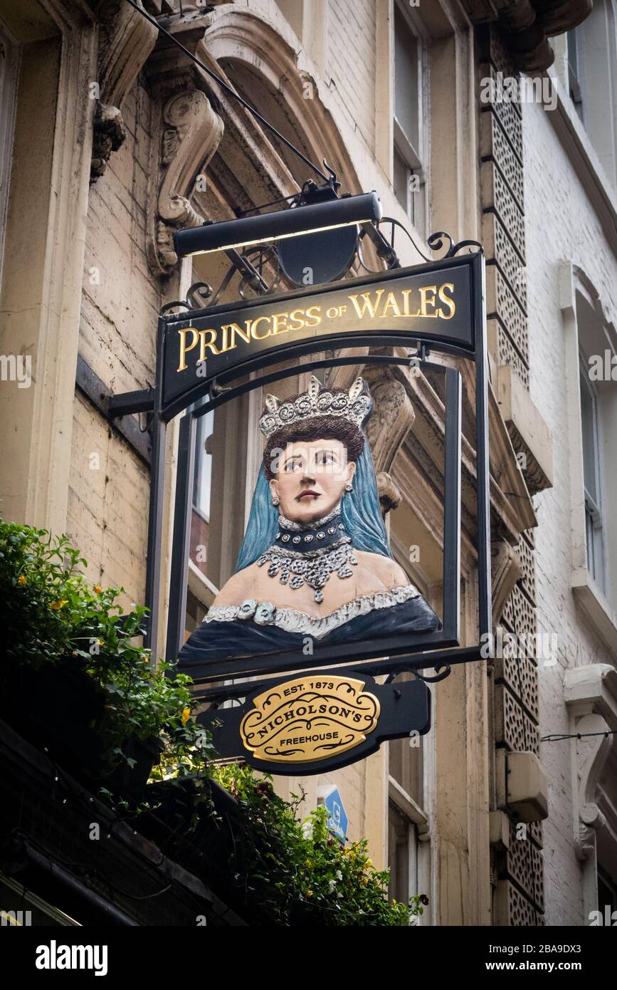 Pub-Schild Princess of Wales, Villers Street, London, Großbritannien Stockfoto