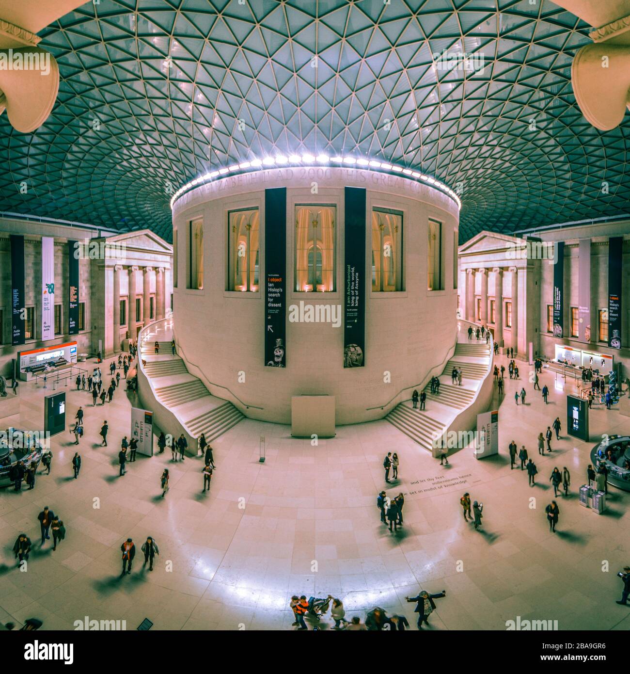 Londom-Innenansicht des British Museum, eines weltberühmten Museums für Geschichte, Kunst und Kultur in Bloomsbury. Stockfoto