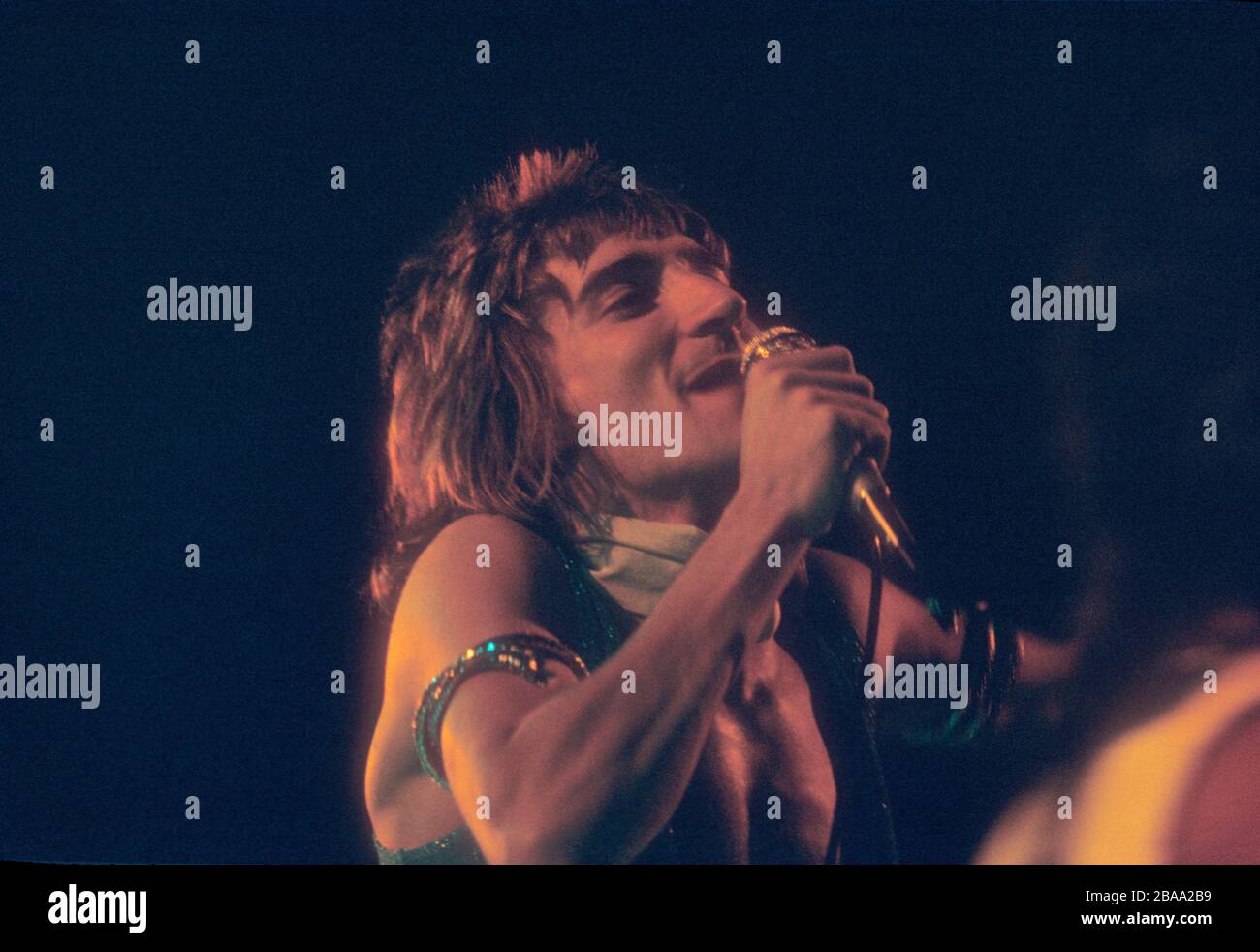 Rod Stewart spielte mit The Faces Oxford 1973 Stockfoto
