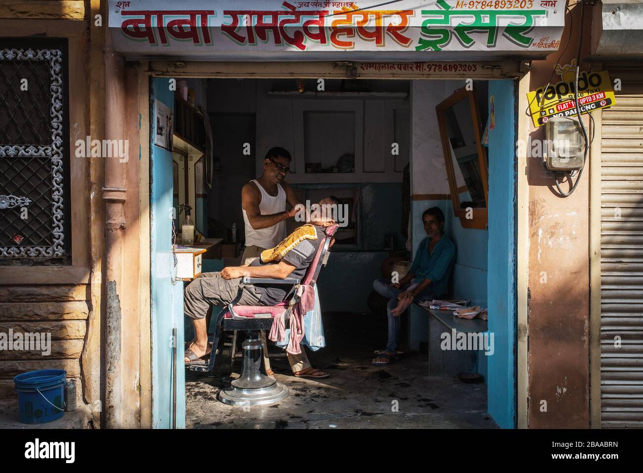Barbershop in Jodhpur, Rajasthan, Indien Stockfoto