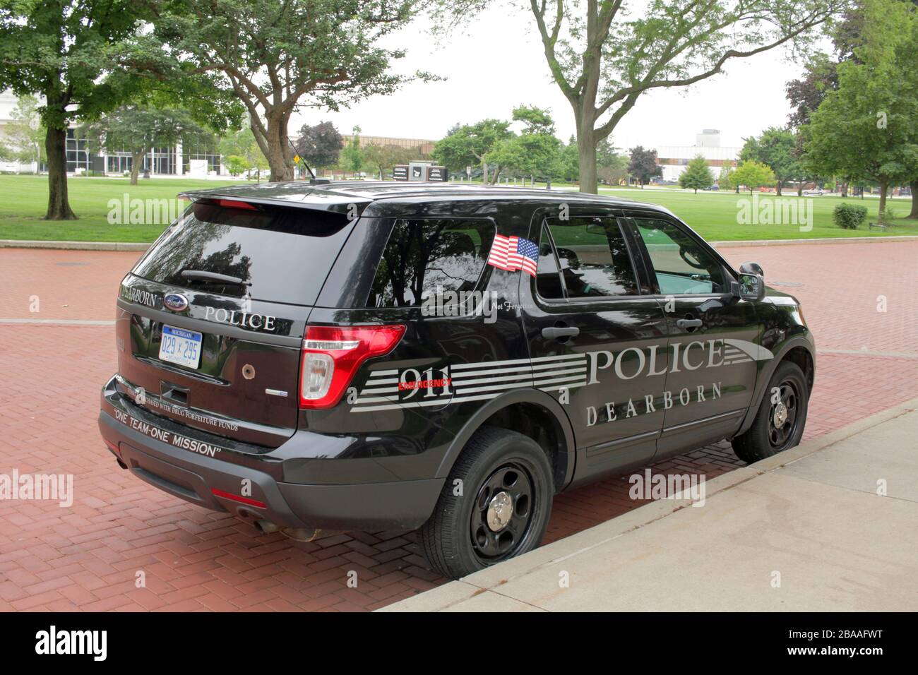 Fahrzeug der Dearborner Polizeibehörde vor dem Henry Ford Museum, Dearborn, Michigan, USA Stockfoto