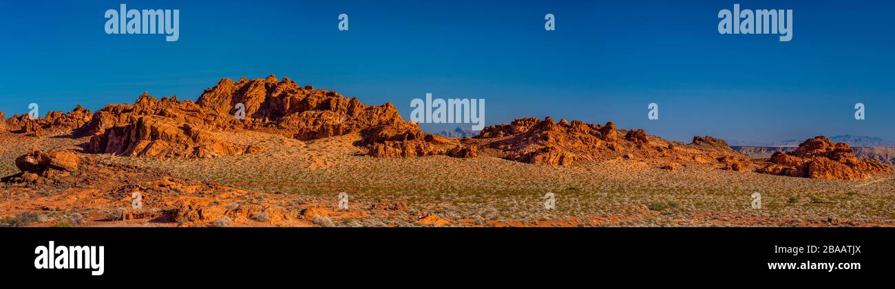 Red Rock Formationen in Desert Landscape, Valley of Fire State Park, Nevada, USA Stockfoto