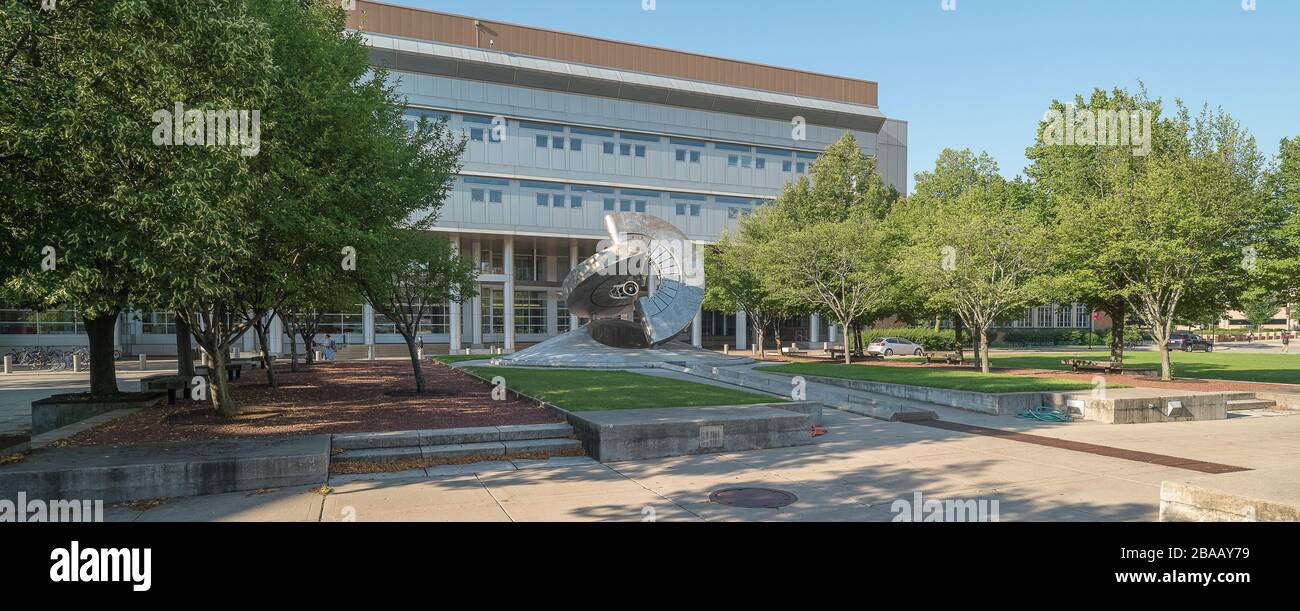 Blick auf das Chemiegebäude an der University Wisconsin-Madison, Madison, Dane County, Wisconsin, USA Stockfoto