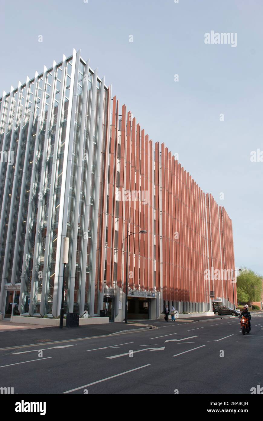 Der Whalebridge Car Park, Teil der ersten Phase der Kimmerfields Neuentwicklung im Swindon Town Center. Stockfoto