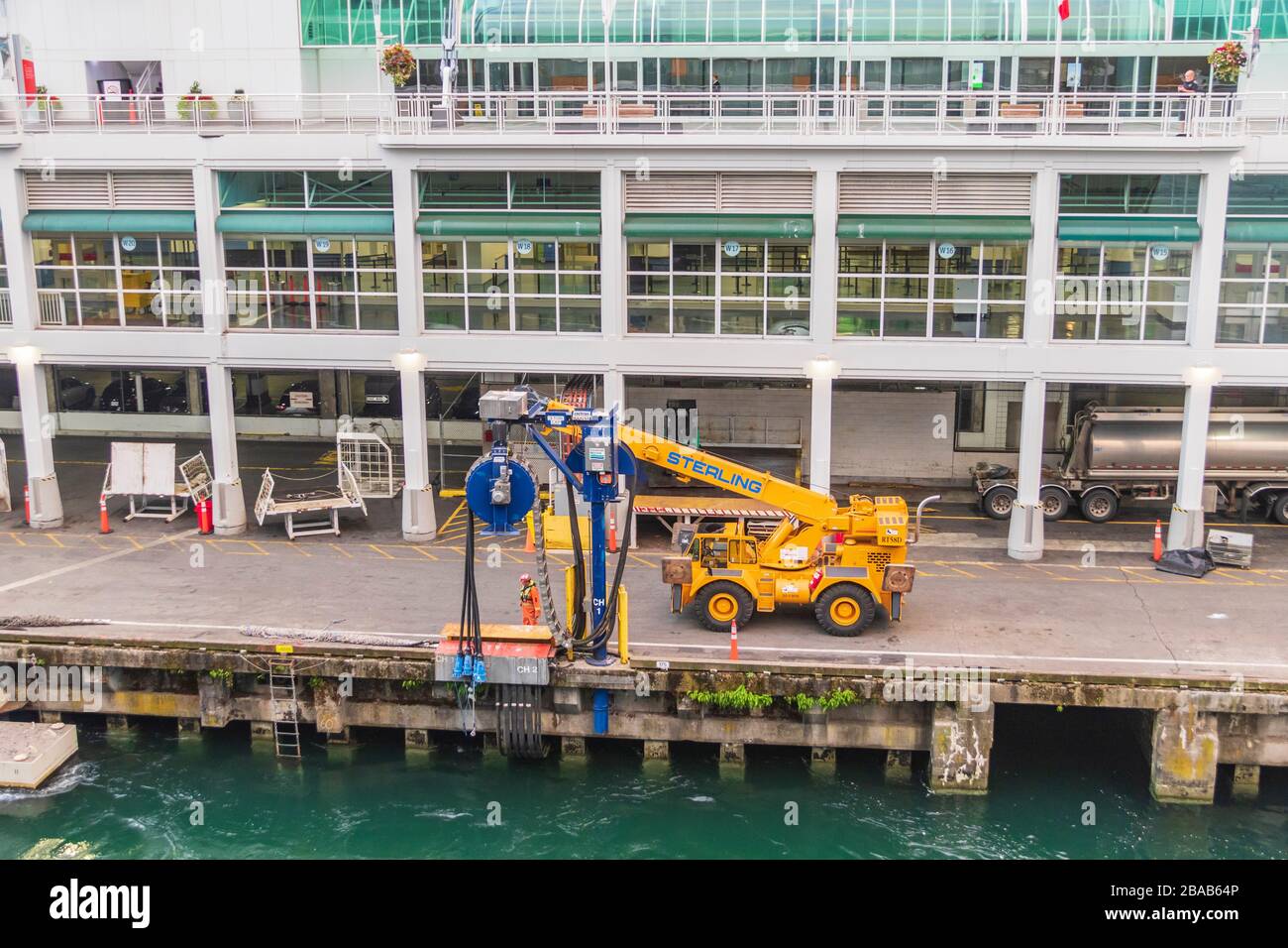 Canada Place Cruise Ship Terminal in Vancouver, Kanada. Endpunkt der Bootstour in Holland American Alaskan. Stockfoto