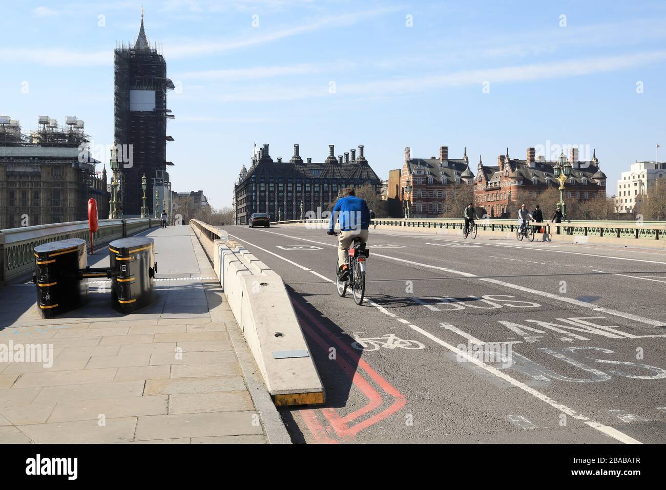 Desertierte Westminster Bridge im Coronavirus Lock-down 2020 im Zentrum von London, Großbritannien Stockfoto