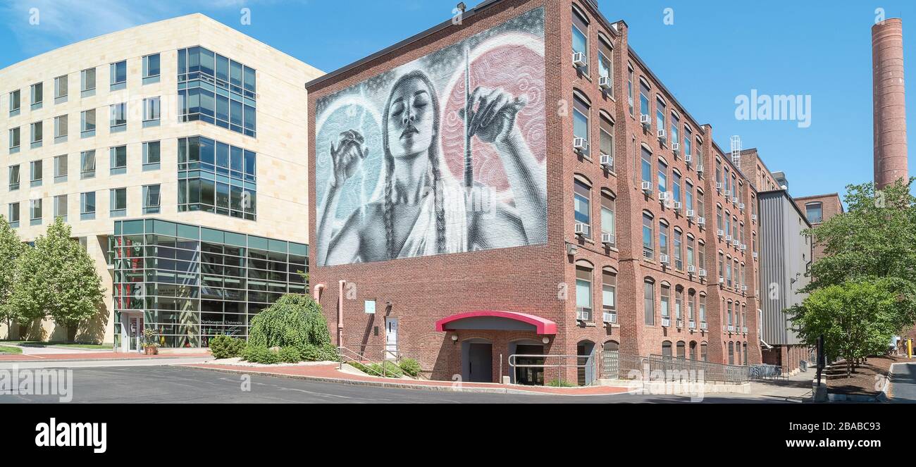 Wandbild der Frau an der Wand, Northeastern University, Boston, Massachusetts, USA Stockfoto