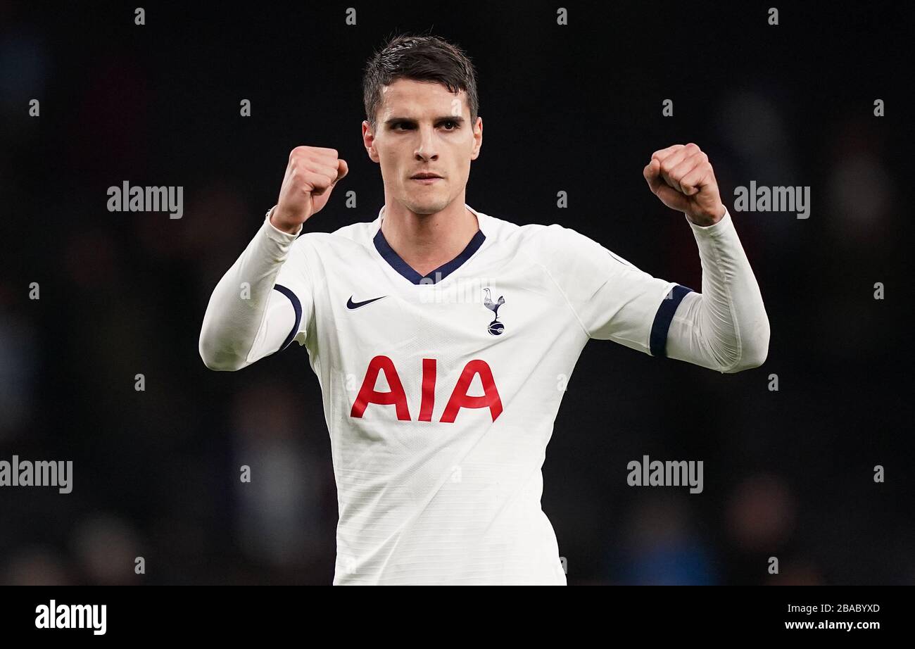 Erik Lamela von Tottenham Hotspur feiert nach dem Premier-League-Spiel im Tottenham Hotspur Stadium, London. Stockfoto