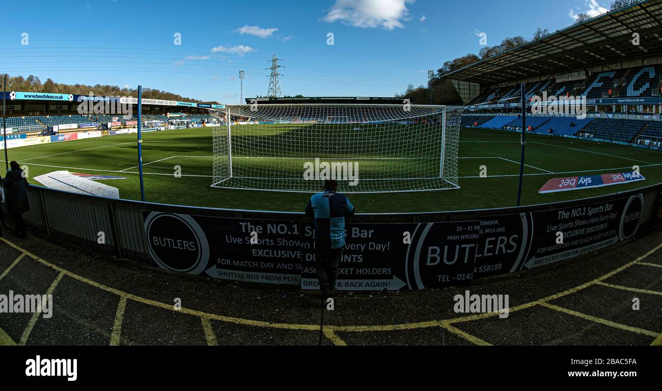 Ein allgemeiner Blick auf den Adams Park, der Heimat der Wycombe Wanderers Stockfoto