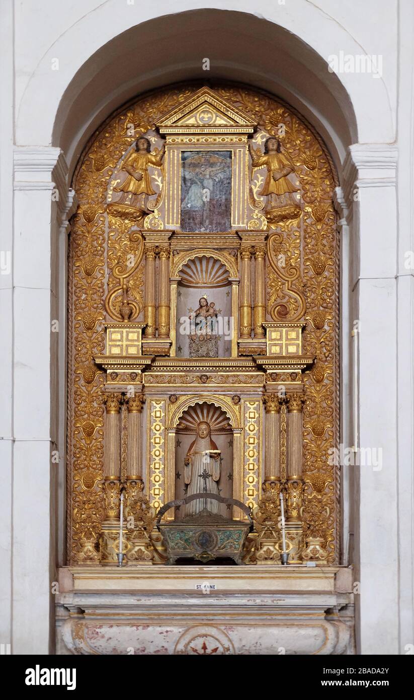 St. Annenaltar in der Kathedrale SE, die Katharina von Alexandrien, Old Goa, Goa, Indien, gewidmet ist Stockfoto