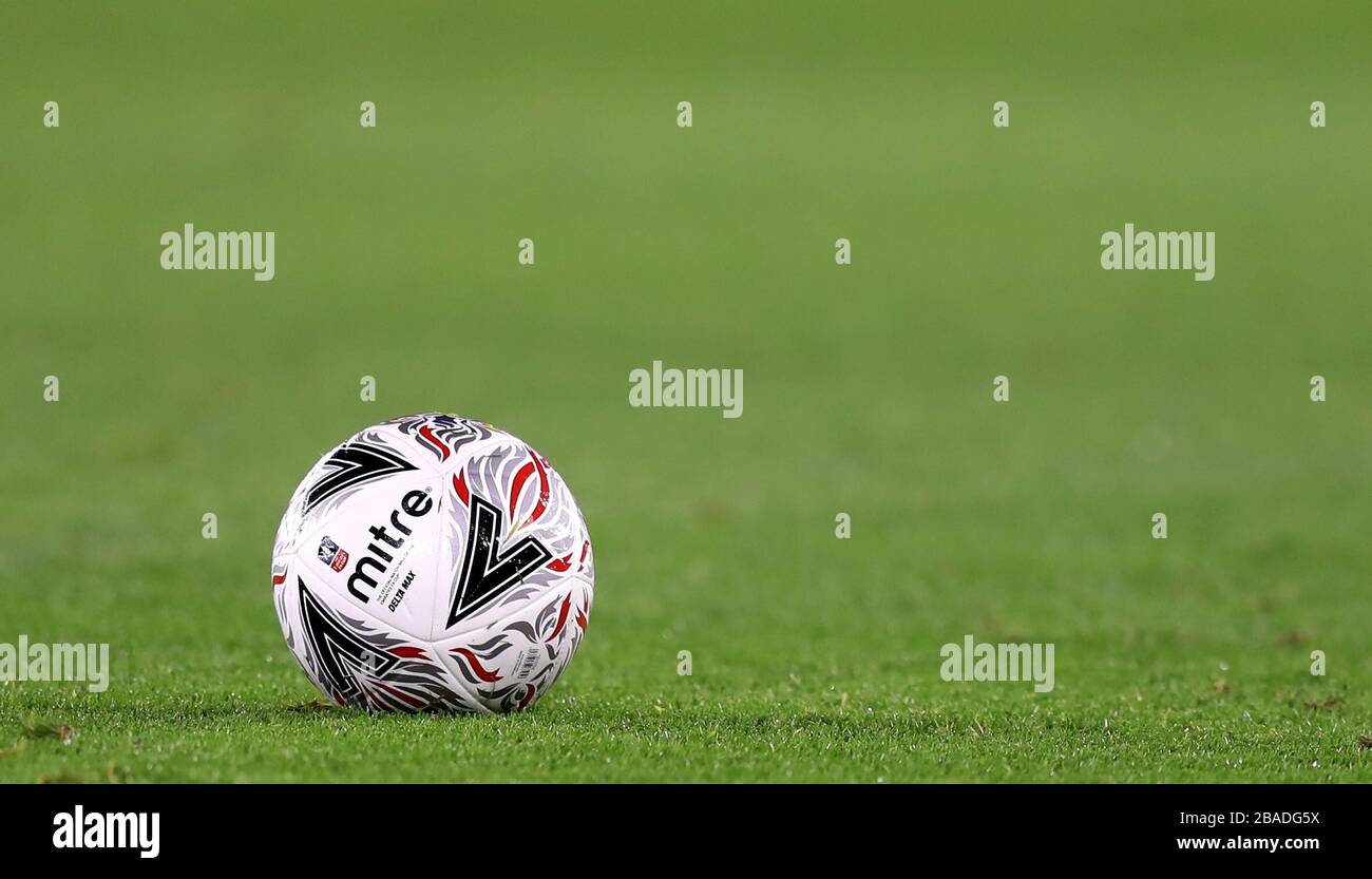 Allgemeiner Blick auf den Mitre Football des Emirates FA Cup Stockfoto