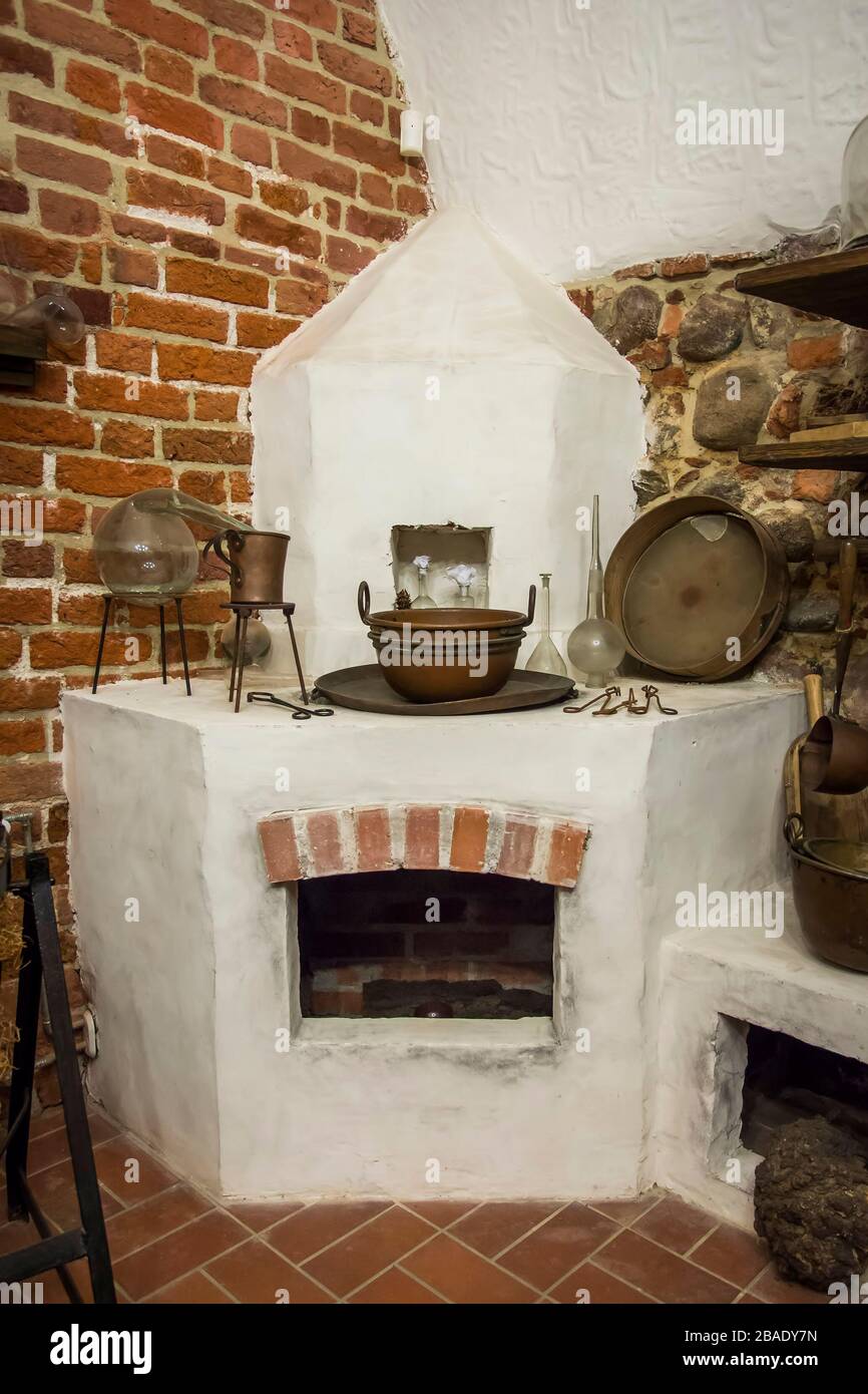 Alte Alchemie-Werkstatt, Apothekenmuseum in Breslau, Polen Stockfoto