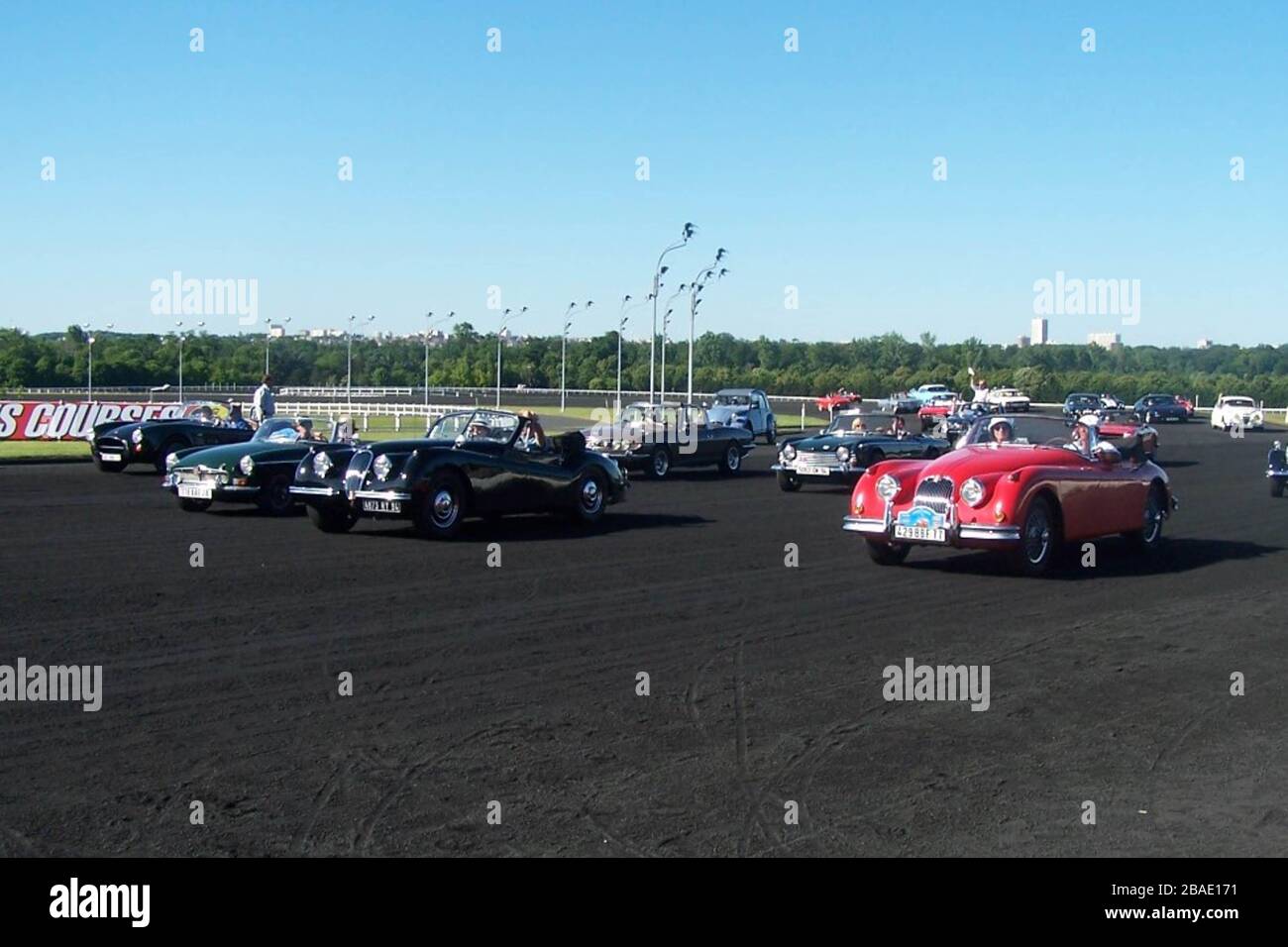 Vincennes Hippodrome Prix du president de la republique Defilé voiture ancienne - Foto Laurent Lairys/DPPI Stockfoto