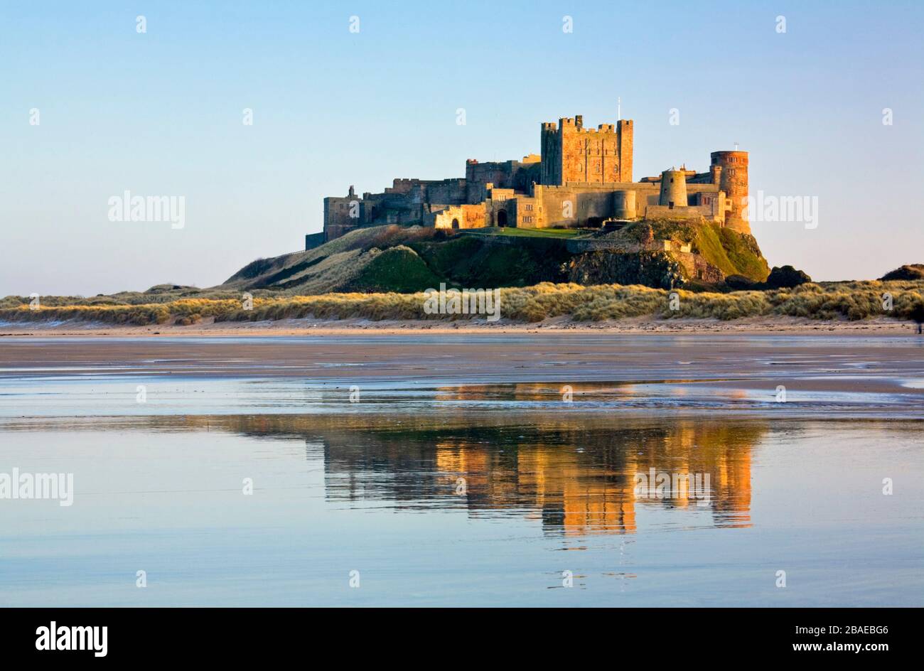 Bamburgh Castle, Northumberland, England, März 2008 Stockfoto