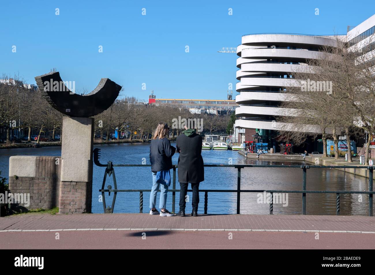 Während Des Corona-Ausbruchs In Amsterdam Die Niederlande 2020 Zu Schließen Stockfoto